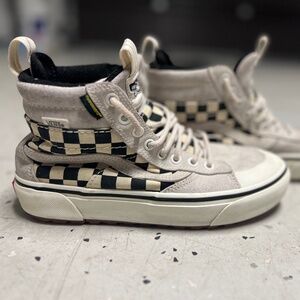 sz 5 Mens Vans Unisex Sk8 Hi MTE 2 Checkerboard Winter Shoe Marshmallow & Black